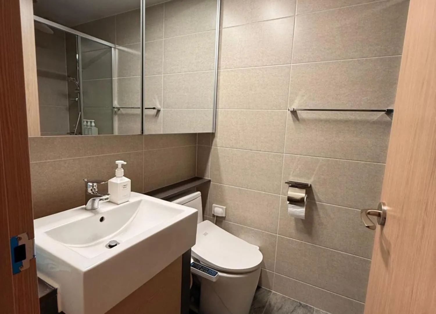 Shine Stay 5 Min From Songdo Moonlit Festiv Park Station Incheon Aparthotel